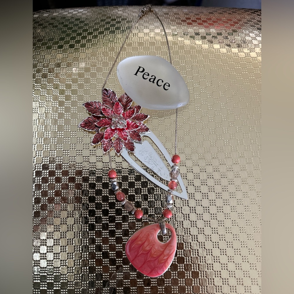 Vintage gorgeous Pink and Red Floral Peace Ornament necklace & hair pin